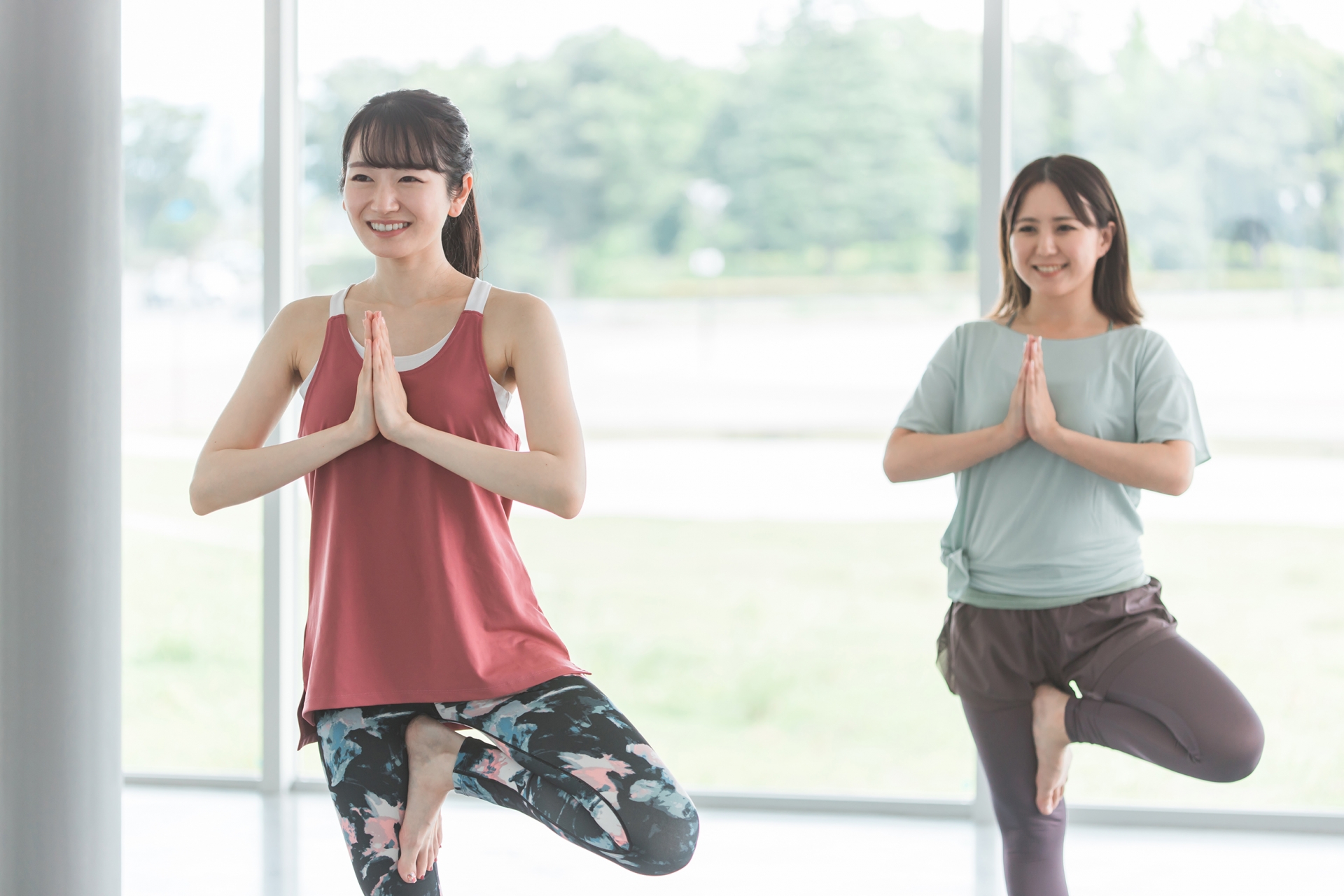 ピラティスを行う人の画像